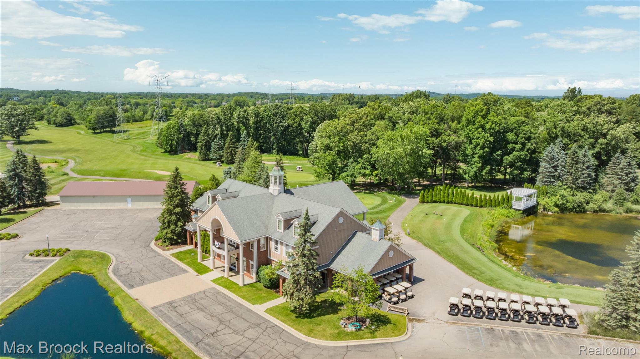 2322 Sandlewood Drive