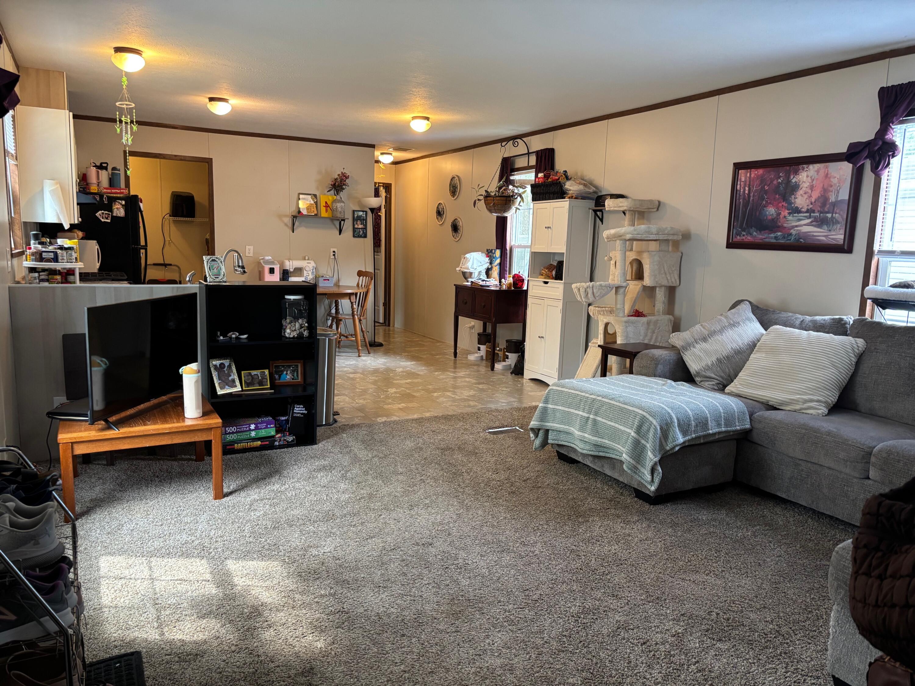 5013 Lumberman Lane