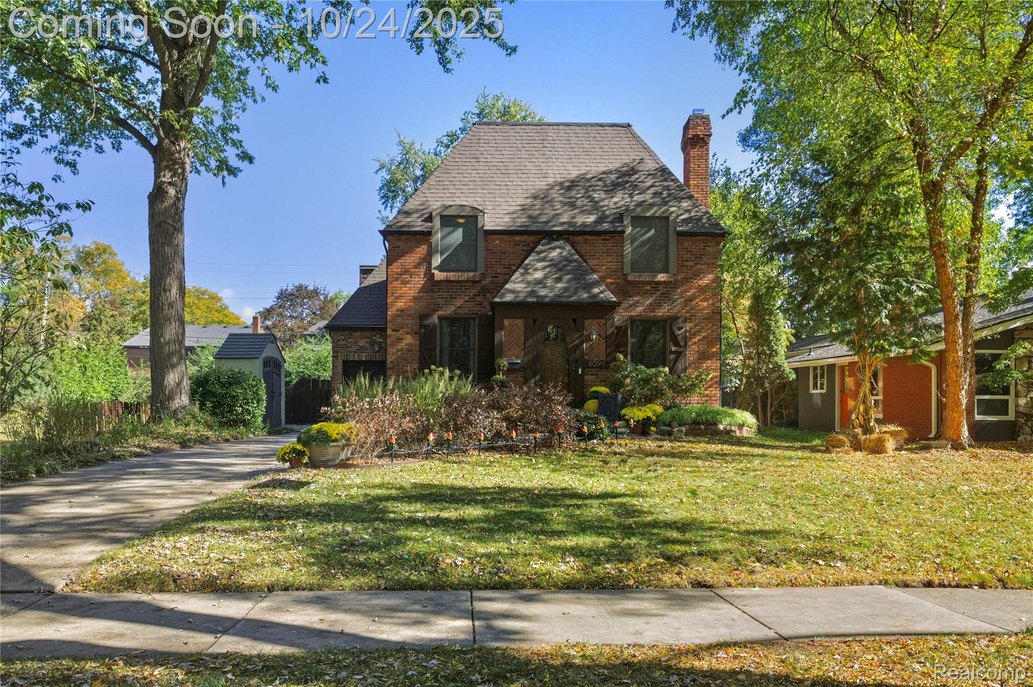 8094 Huntington Road