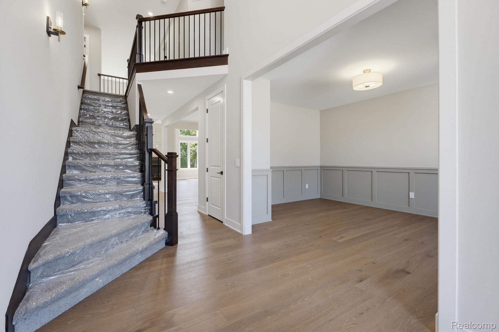 913 Kimberly Court