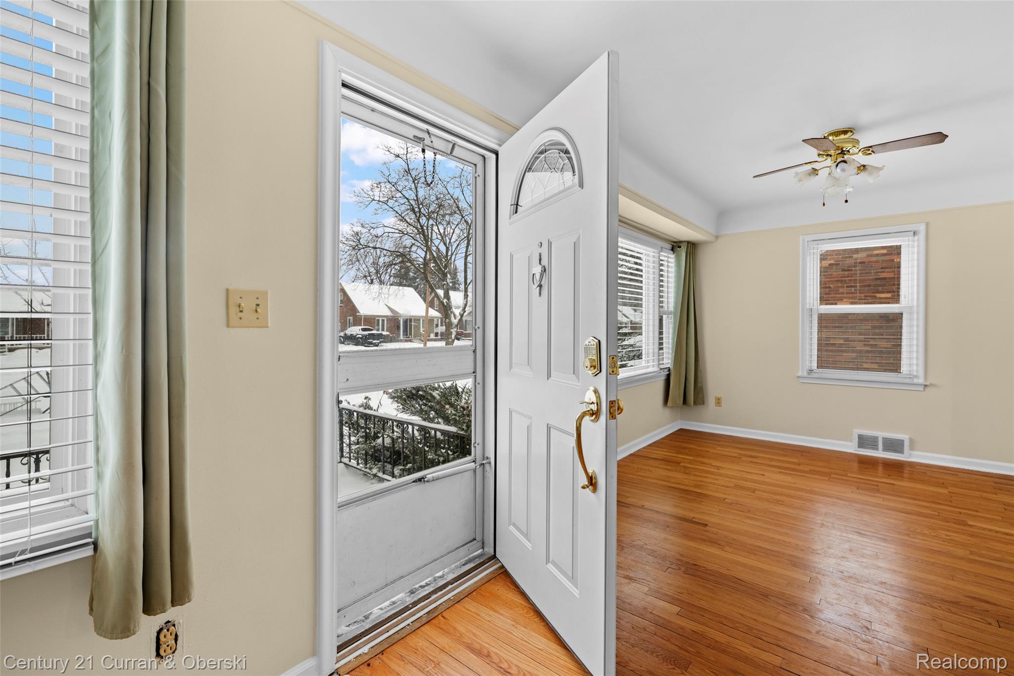 2420 N Connecticut Avenue