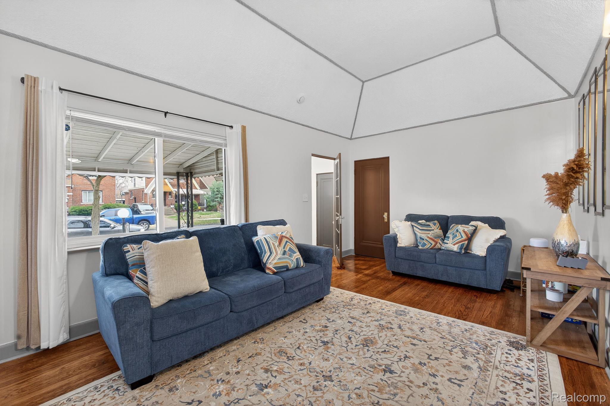 17183 Washburn Street