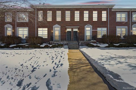 43039 Strand Drive Sterling Heights City MI 48313