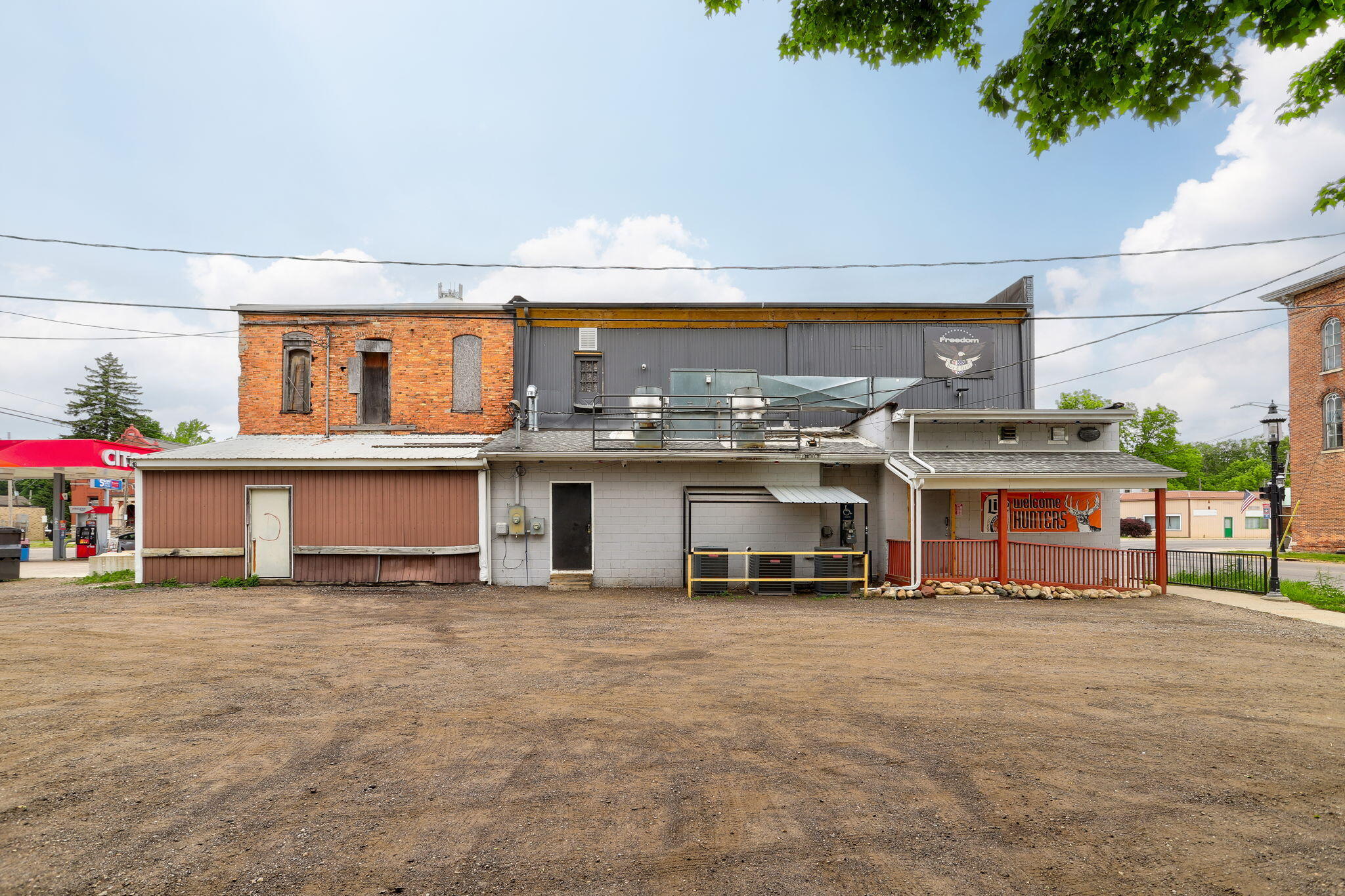 101 W Saint Joseph Street