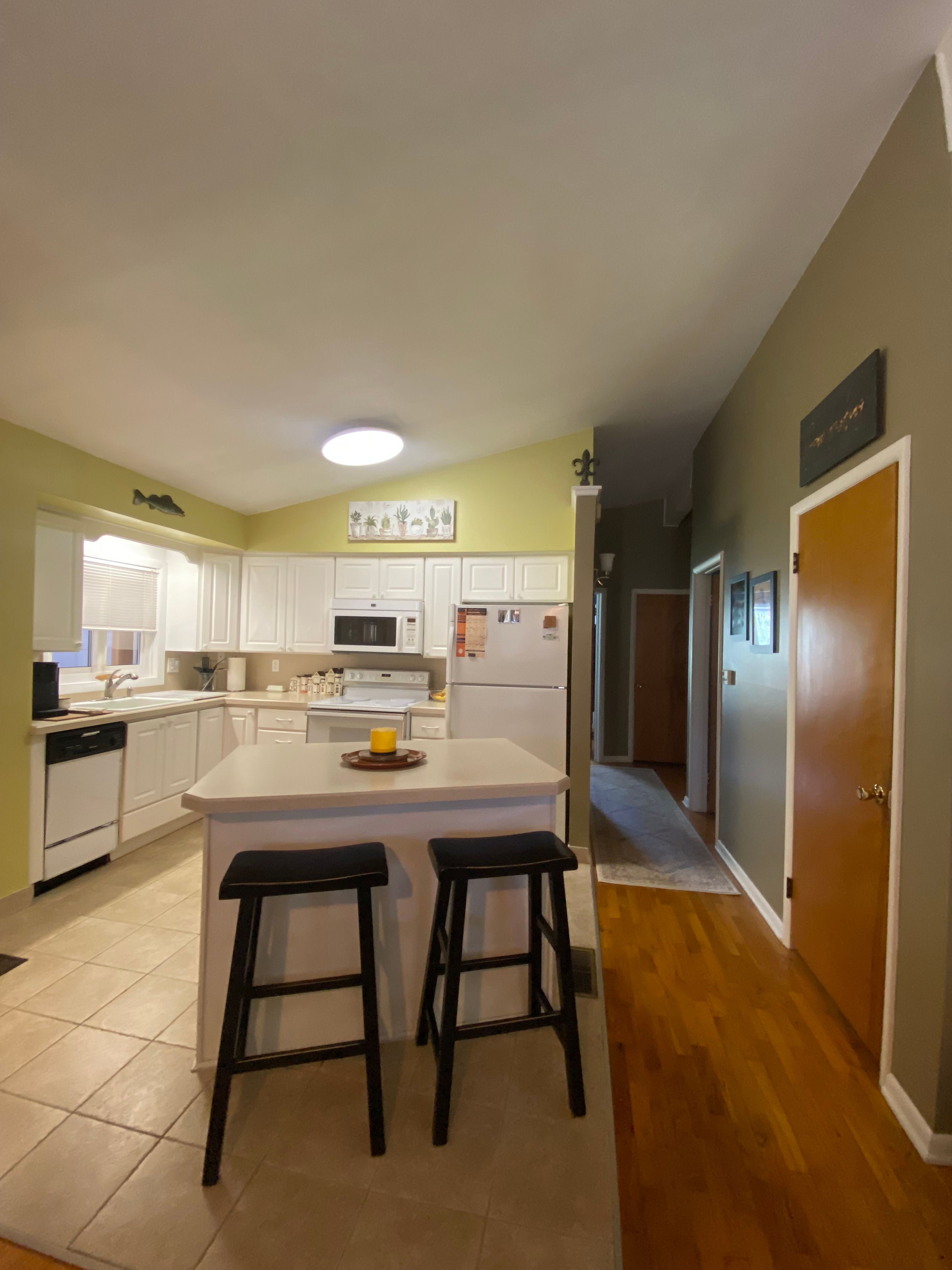 216 SEQUOIA Drive