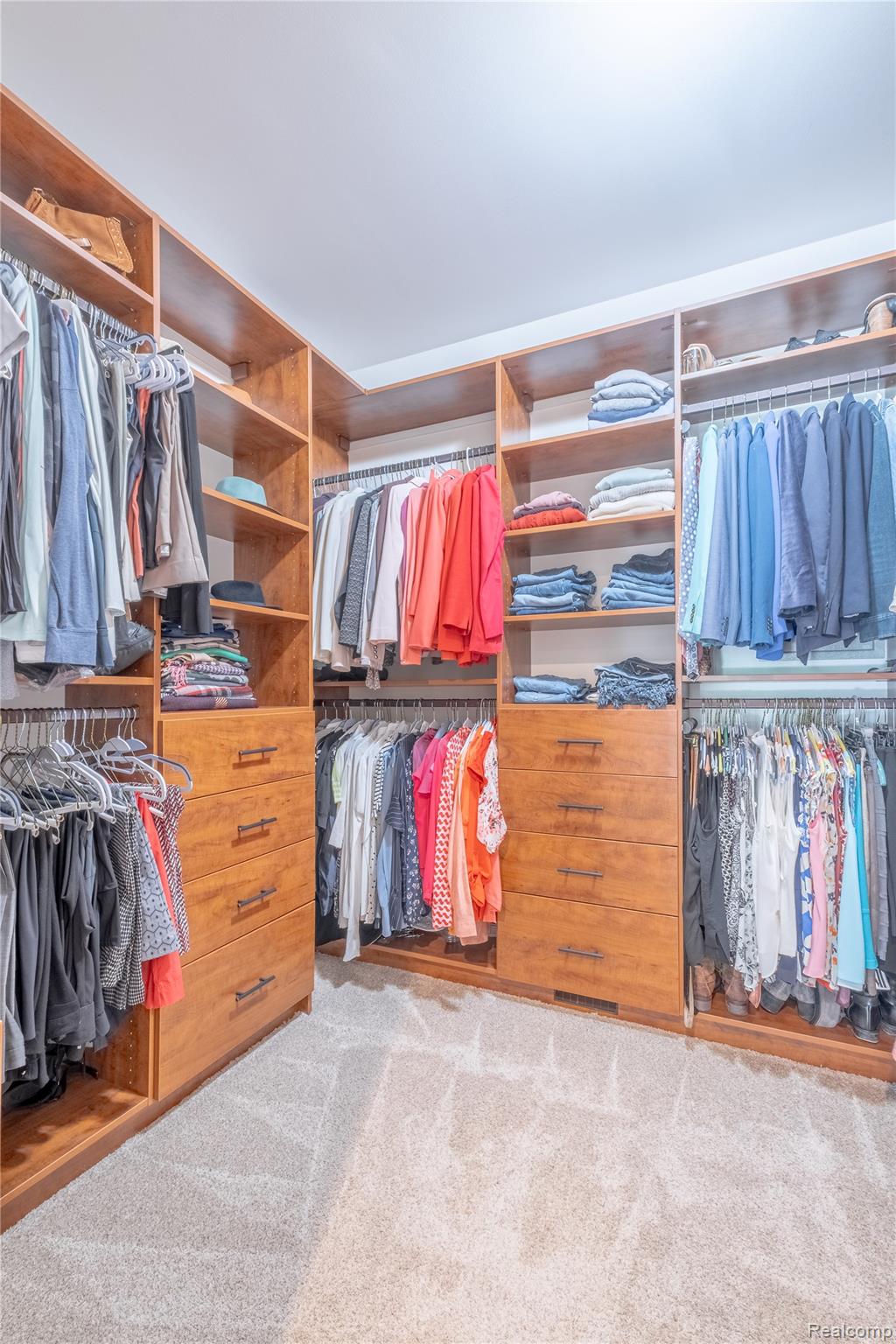 Davison City, Michigan 48423, United States, 4 Bedrooms Bedrooms, ,5 BathroomsBathrooms,Residential,Active,177816