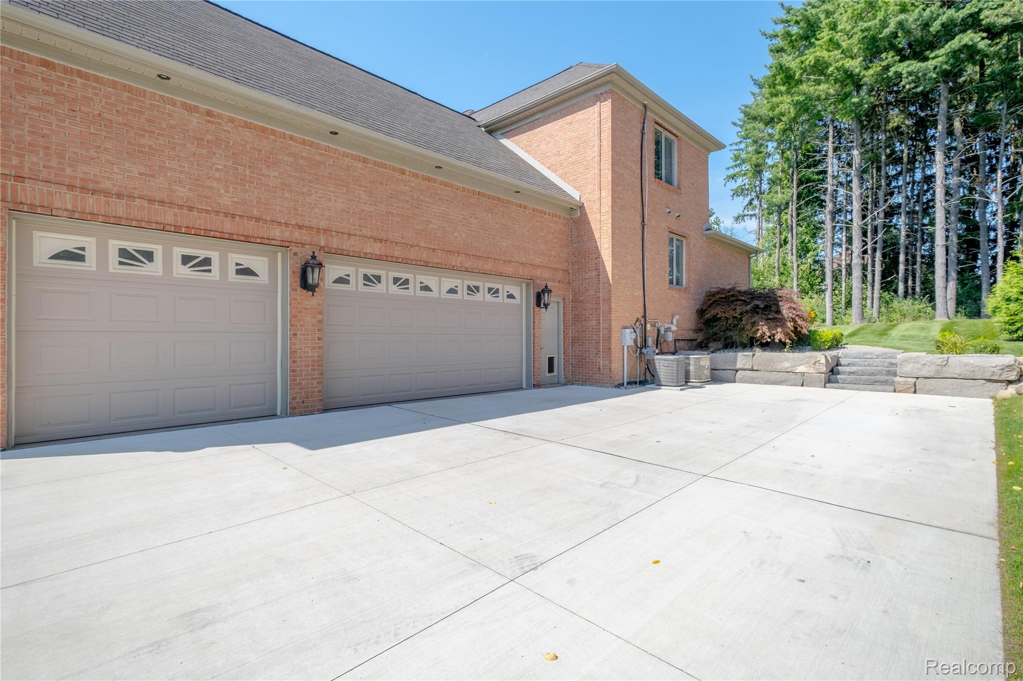 Davison City, Michigan 48423, United States, 4 Bedrooms Bedrooms, ,5 BathroomsBathrooms,Residential,Active,177816