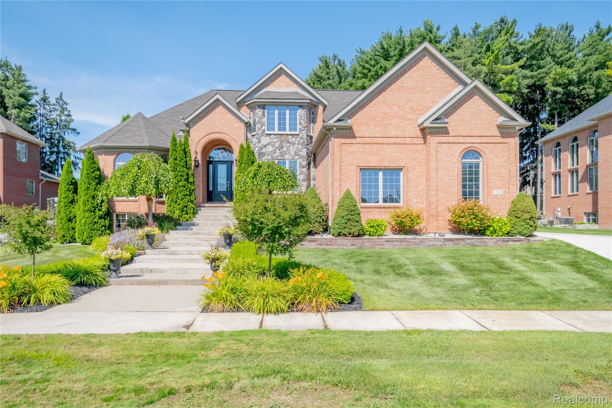 Davison City, Michigan 48423, United States, 4 Bedrooms Bedrooms, ,5 BathroomsBathrooms,Residential,Active,177816