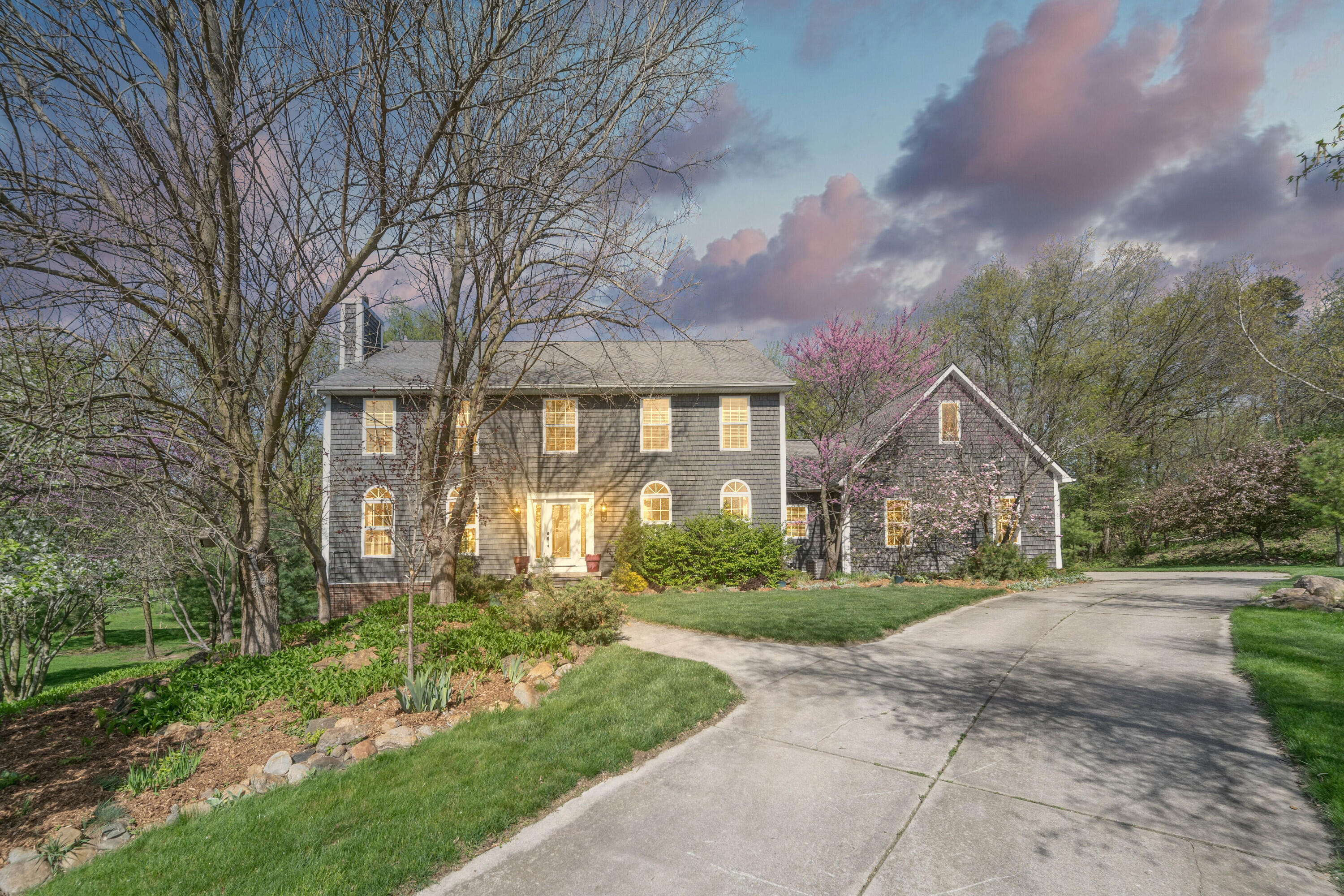 7395 Quail Ridge Drive