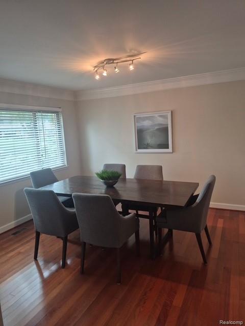 142 E Hickory Grove Road 3