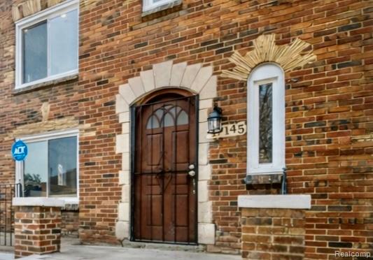 17145 Wisconsin Street