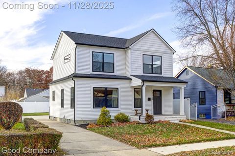 1410 McLean Avenue Royal Oak City MI 48067