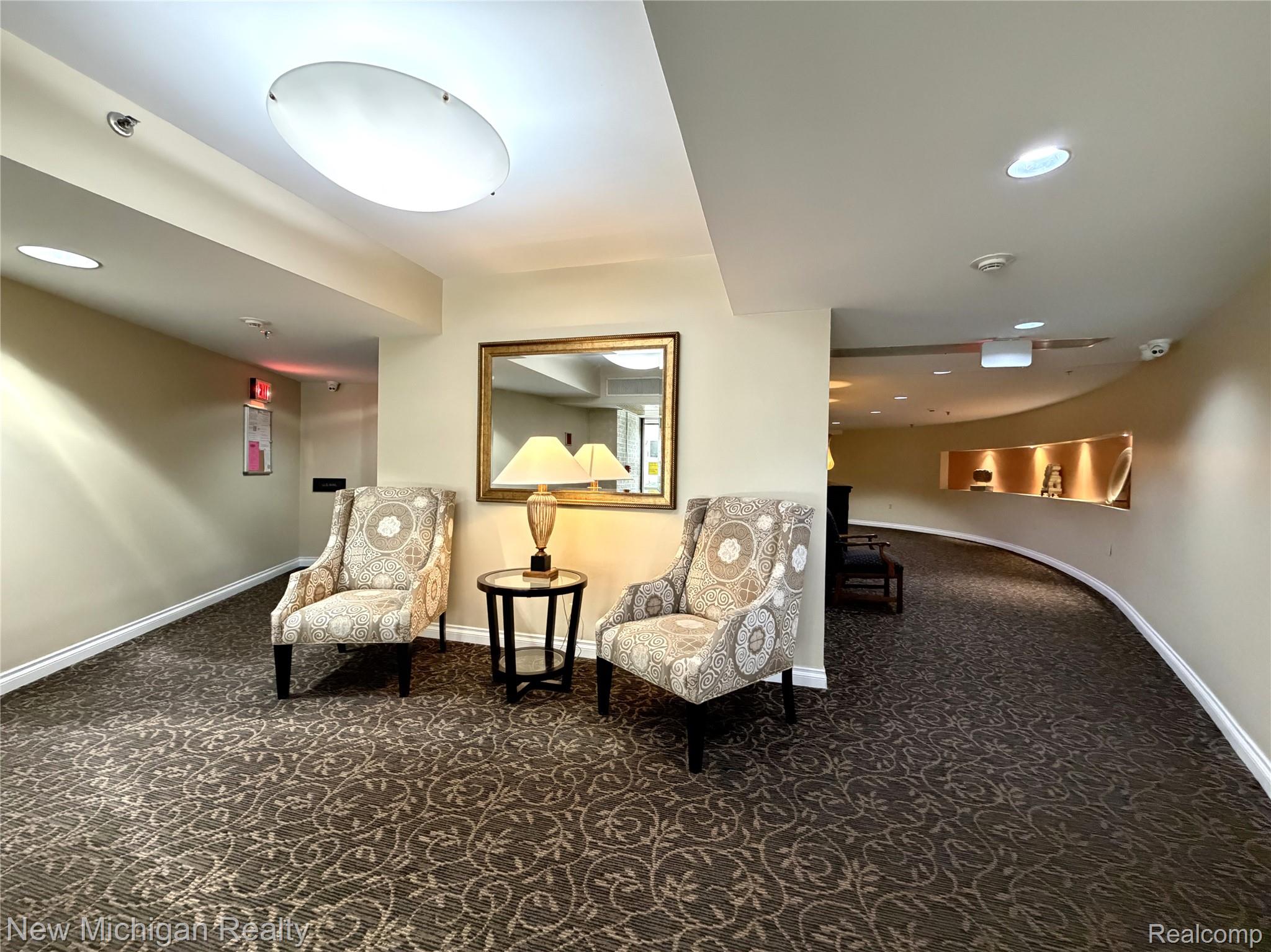 43000 12 Oaks Crescent Drive 2033