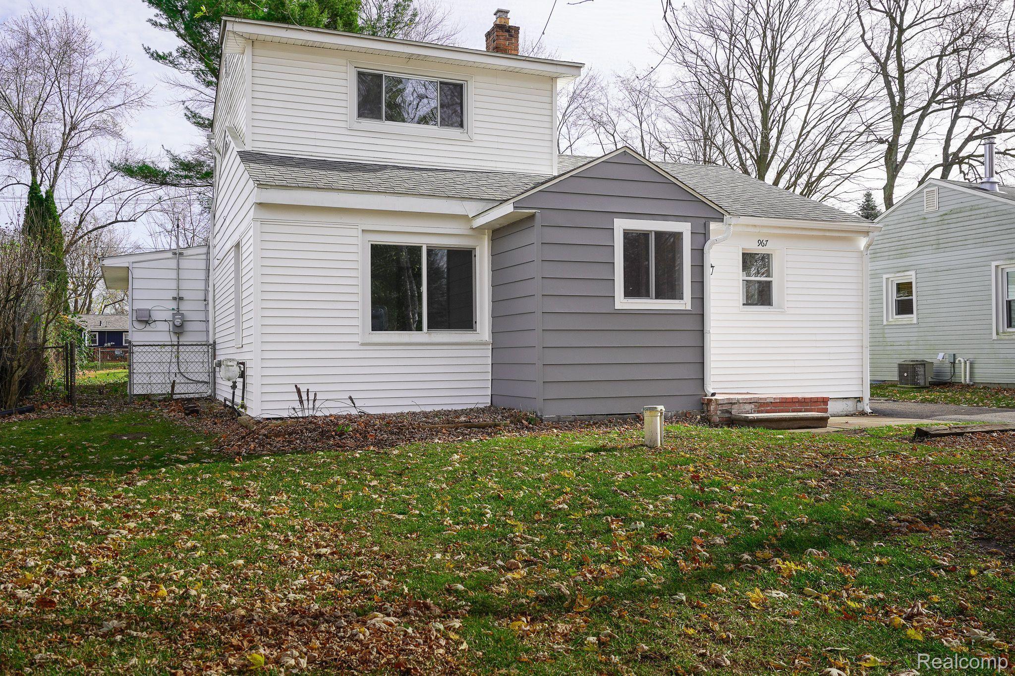 967 KEITH Street