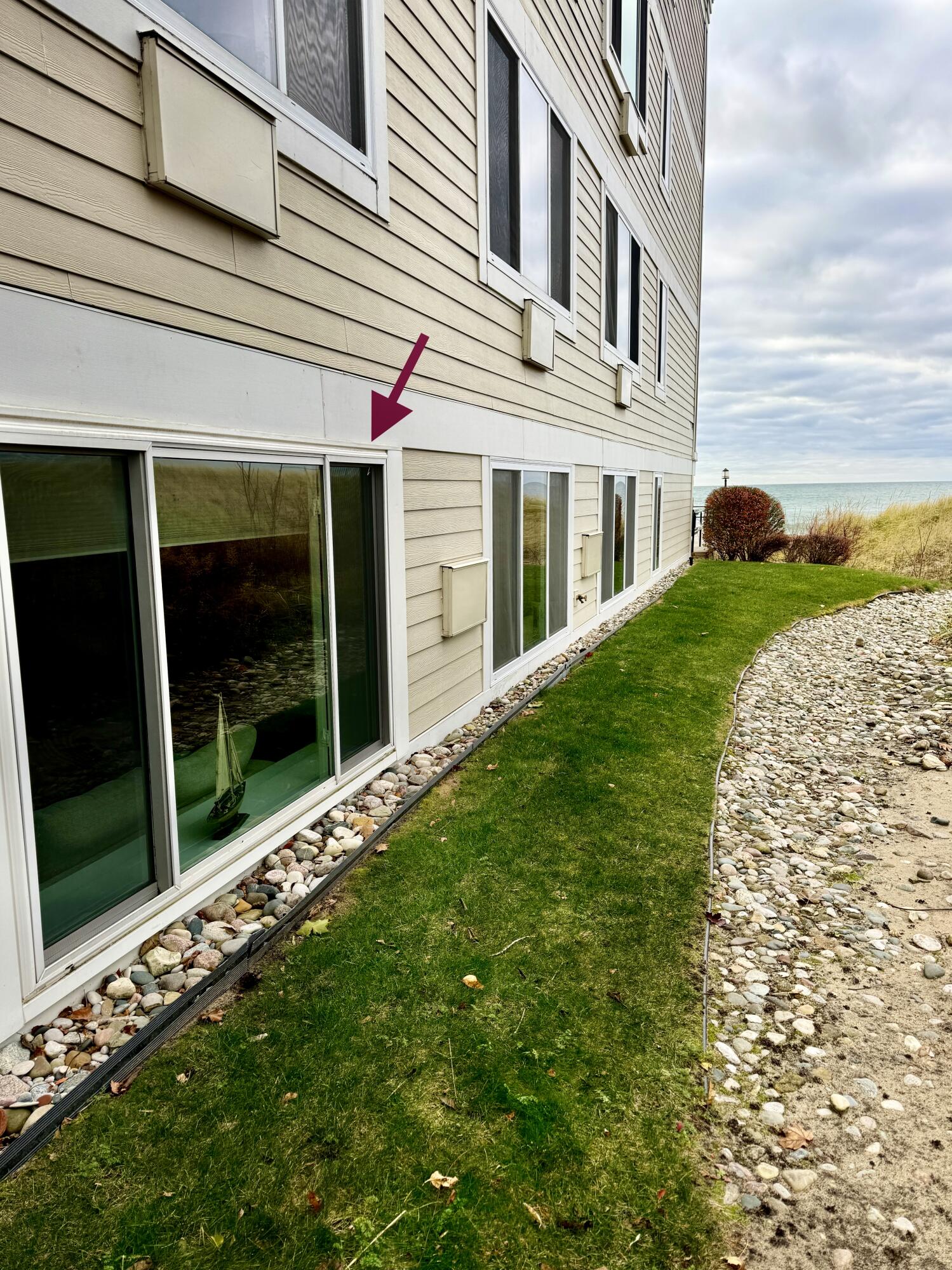 225 N Shore Drive 007