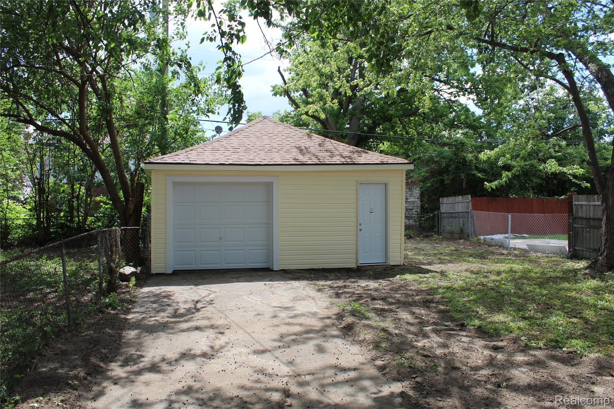 5543 Balfour Road