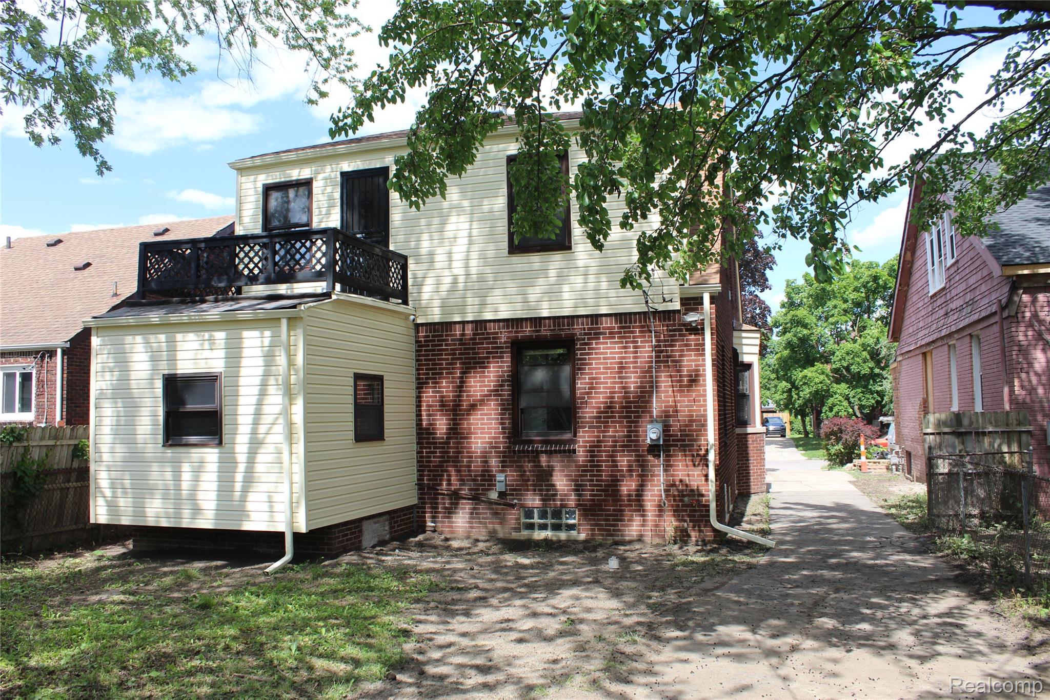 5543 Balfour Road