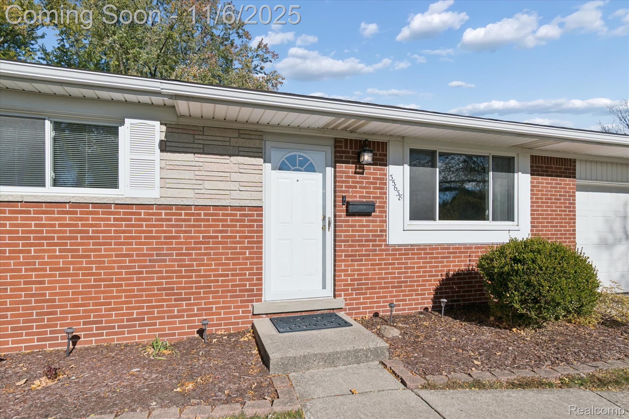 35638 Grennada Street