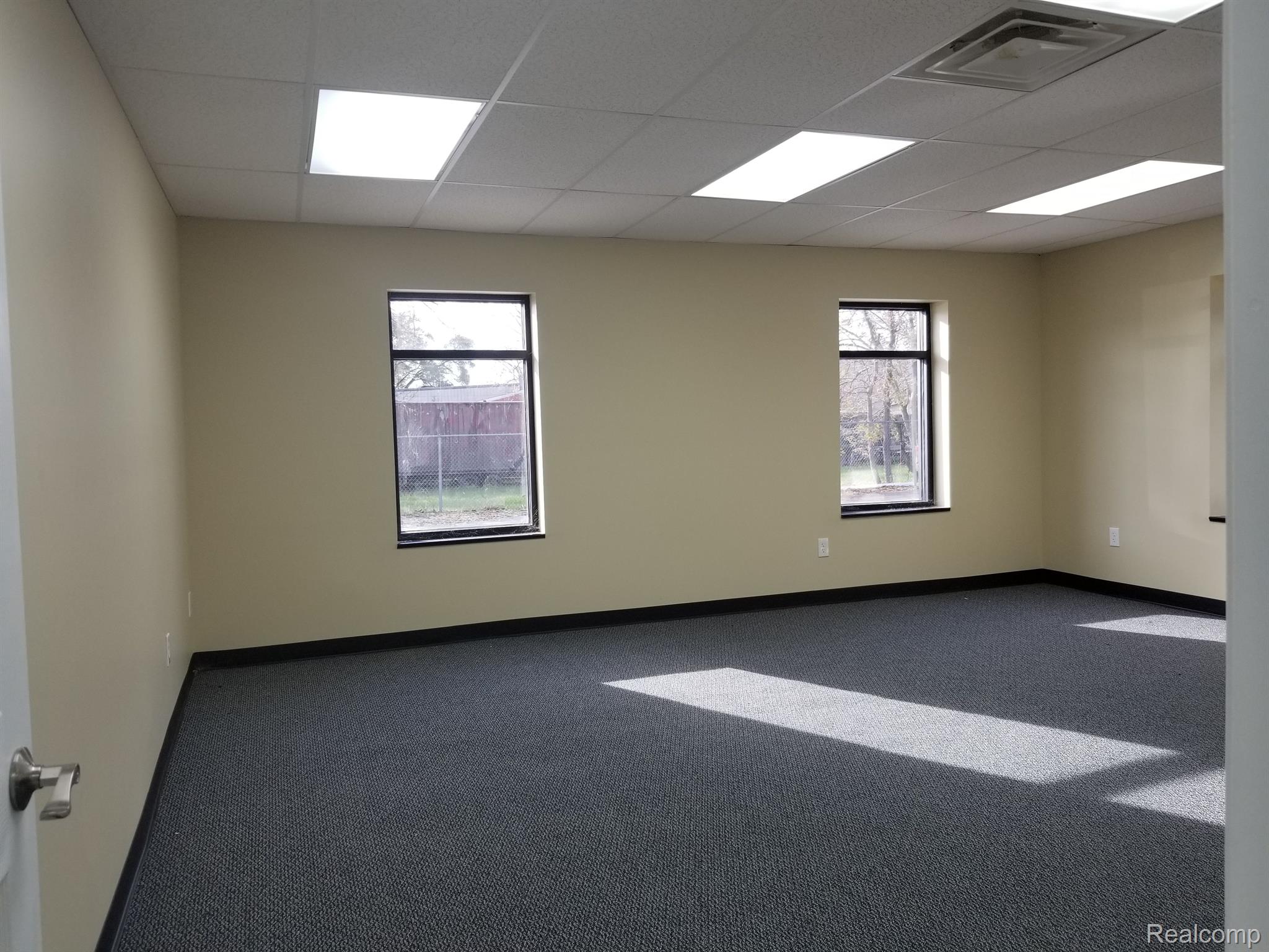 265 S HARRIS Road Bldg B, Ste 208