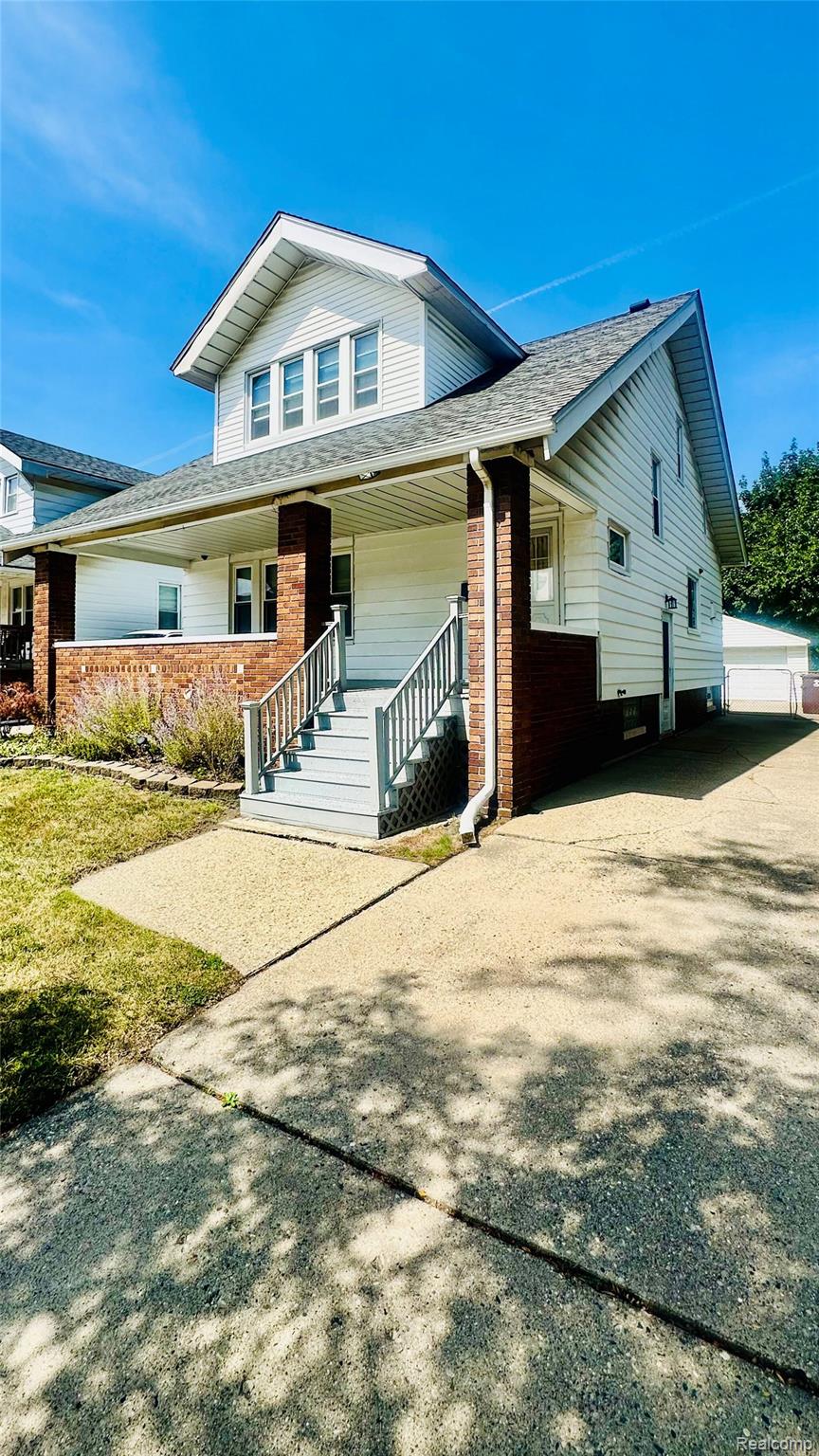 8071 Harding