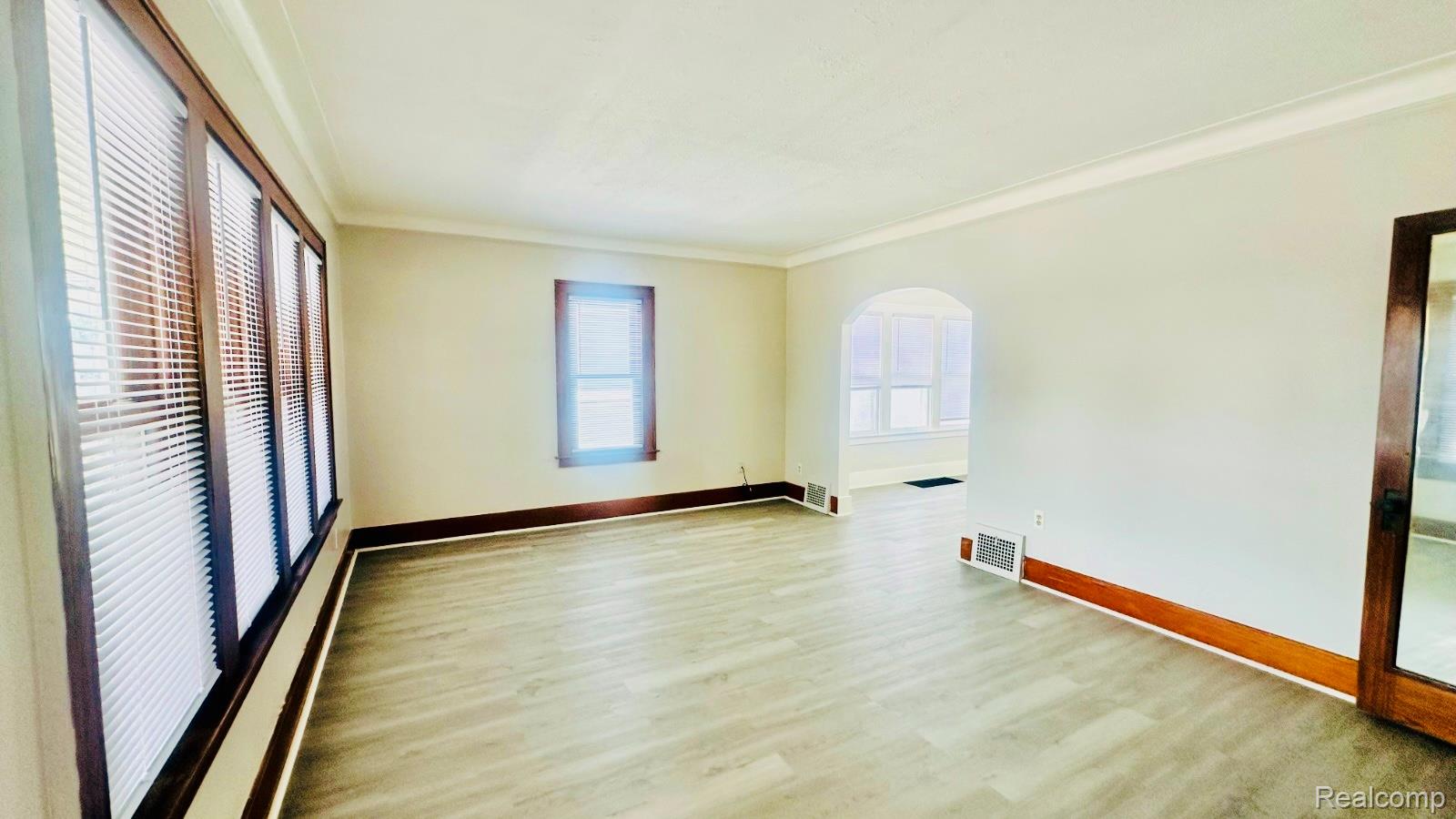 8071 Harding