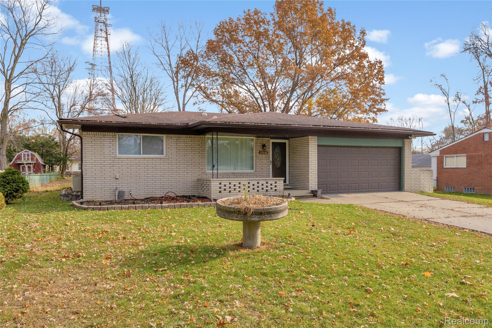 25150 Briarbank Avenue