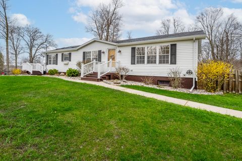 Photo of 5661 Clark Street, Coloma Charter Township, MI 49038 (MLS # 69026013535)