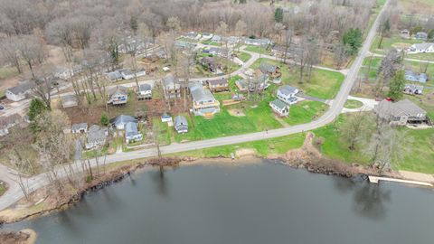 Tiny photo for 5661 Clark Street, Coloma Charter Township, MI 49038 (MLS # 69026013535)