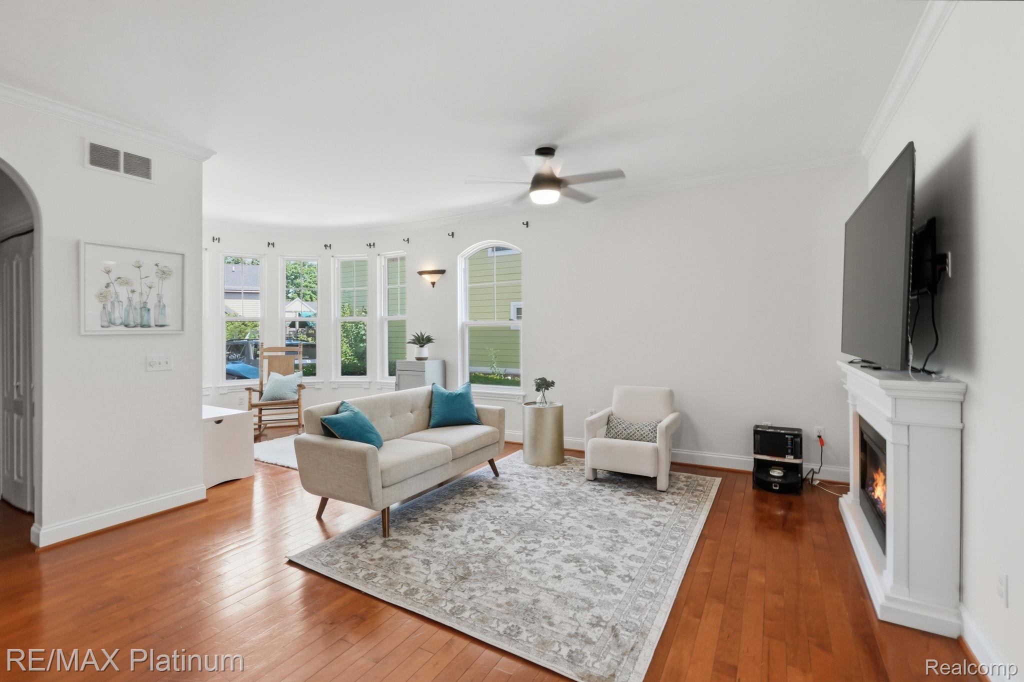 1713 Town Commons Drive