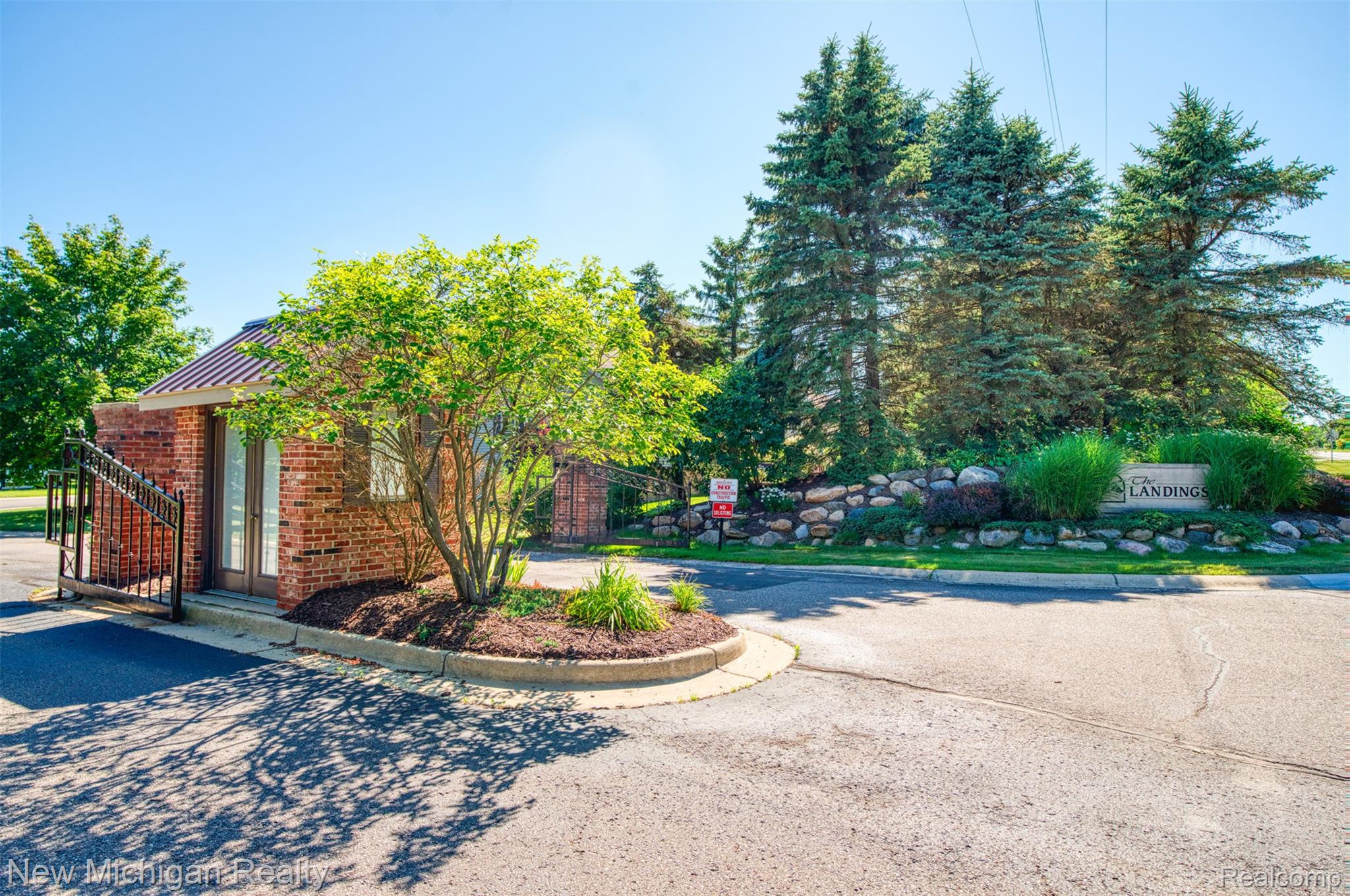 3130 Harbor Pointe Circle