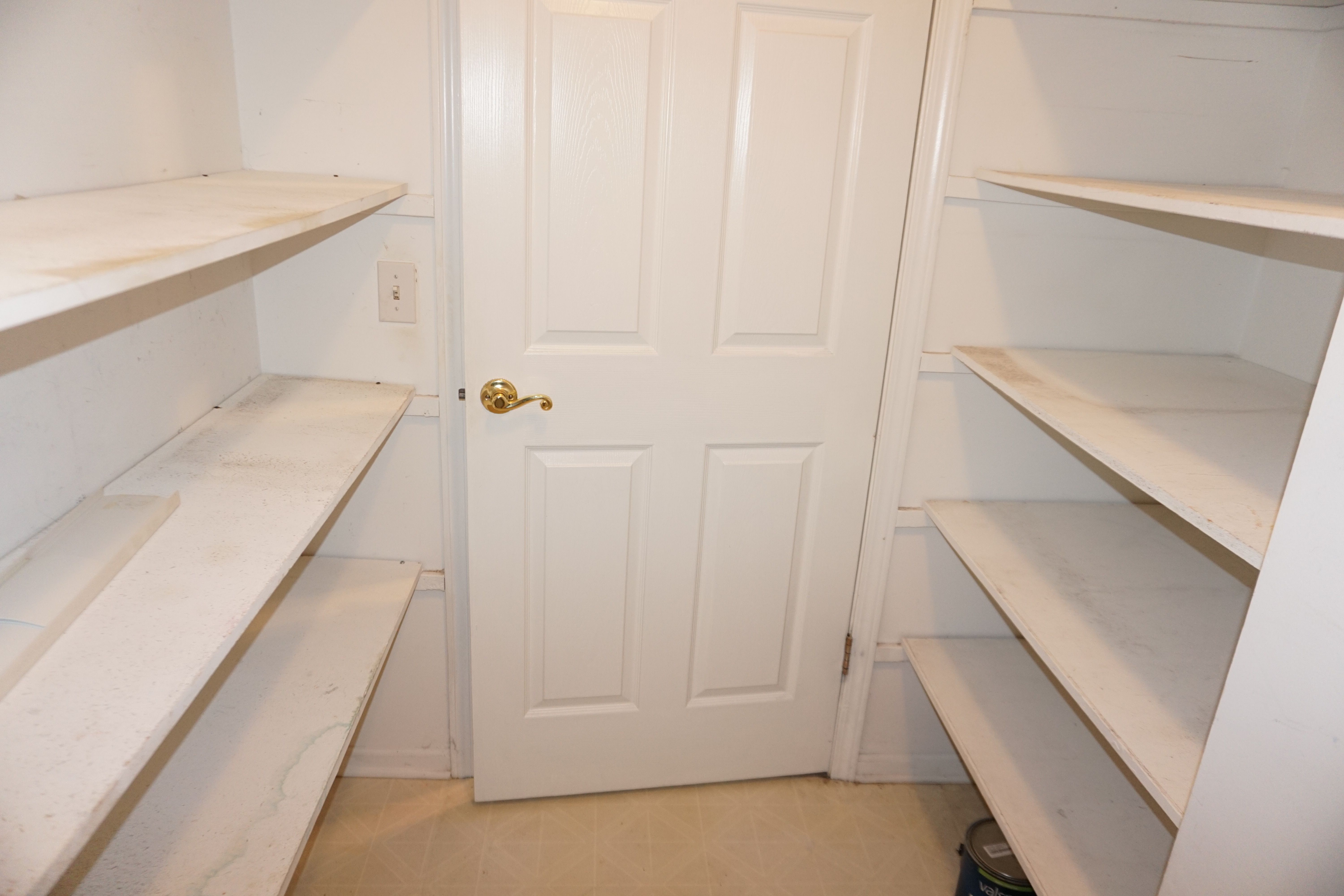 Clinton Charter Township, Michigan 48035, United States, 2 Bedrooms Bedrooms, ,1 BathroomBathrooms,Residential,Active,125932