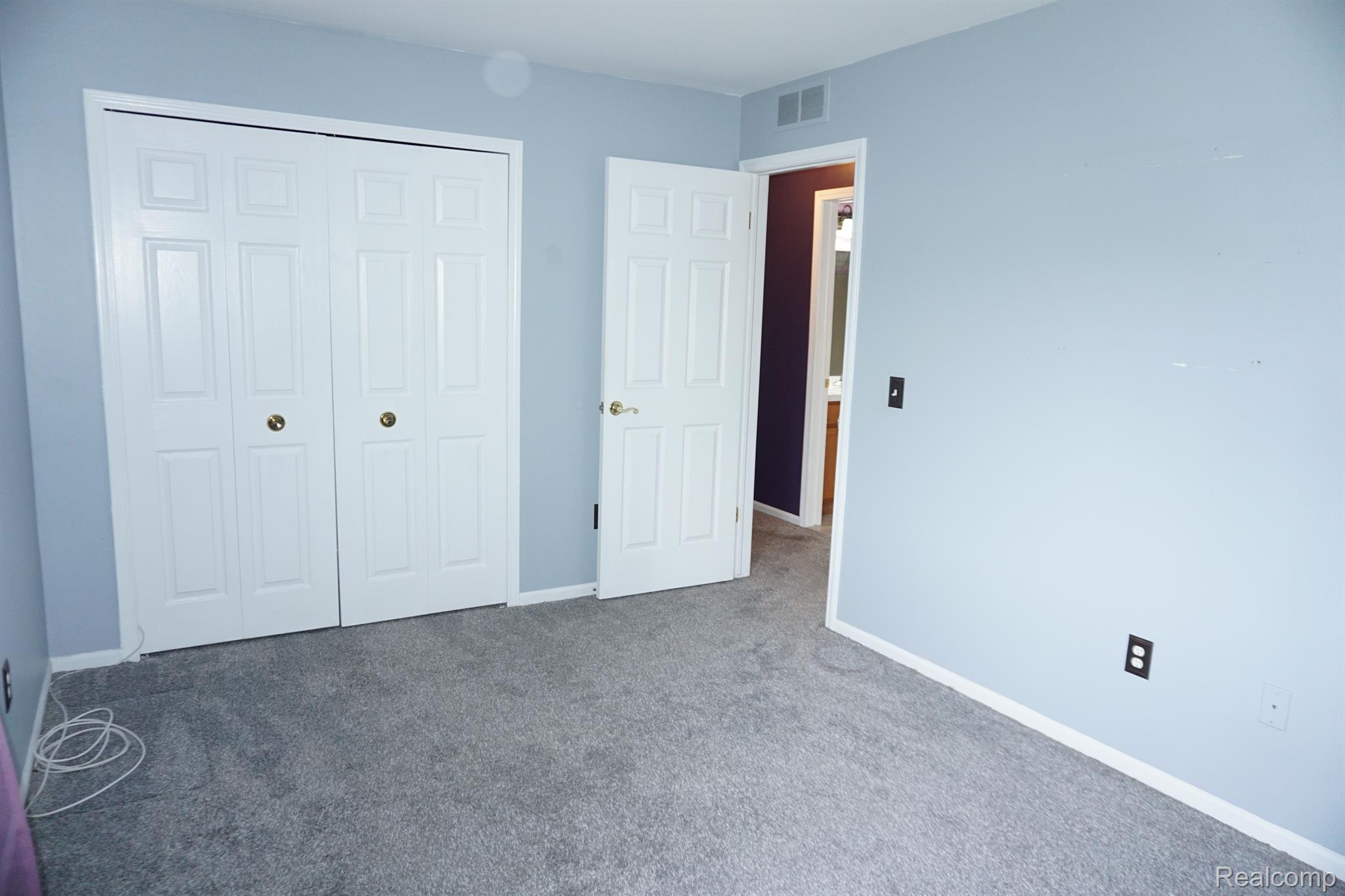 Clinton Charter Township, Michigan 48035, United States, 2 Bedrooms Bedrooms, ,1 BathroomBathrooms,Residential,Active,125932