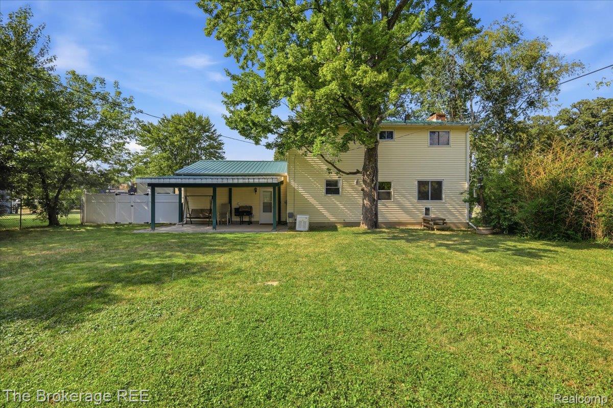 7112 Popplewood Drive