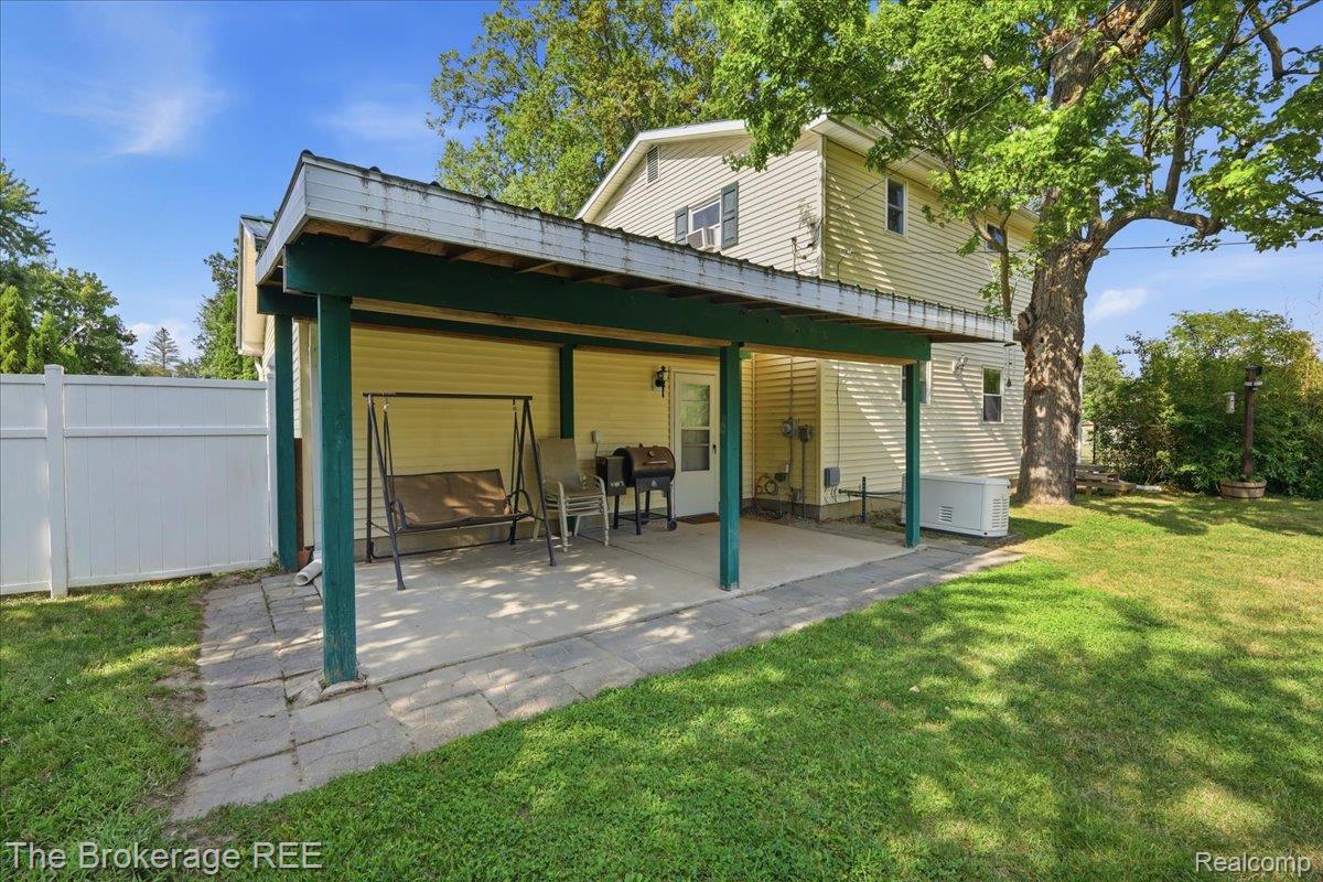 7112 Popplewood Drive
