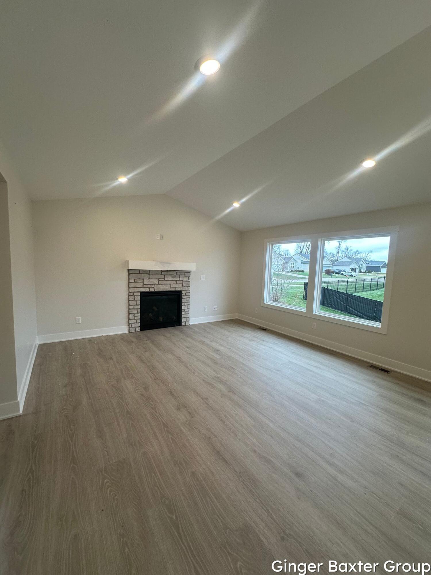 744 Hawthorn Court 48