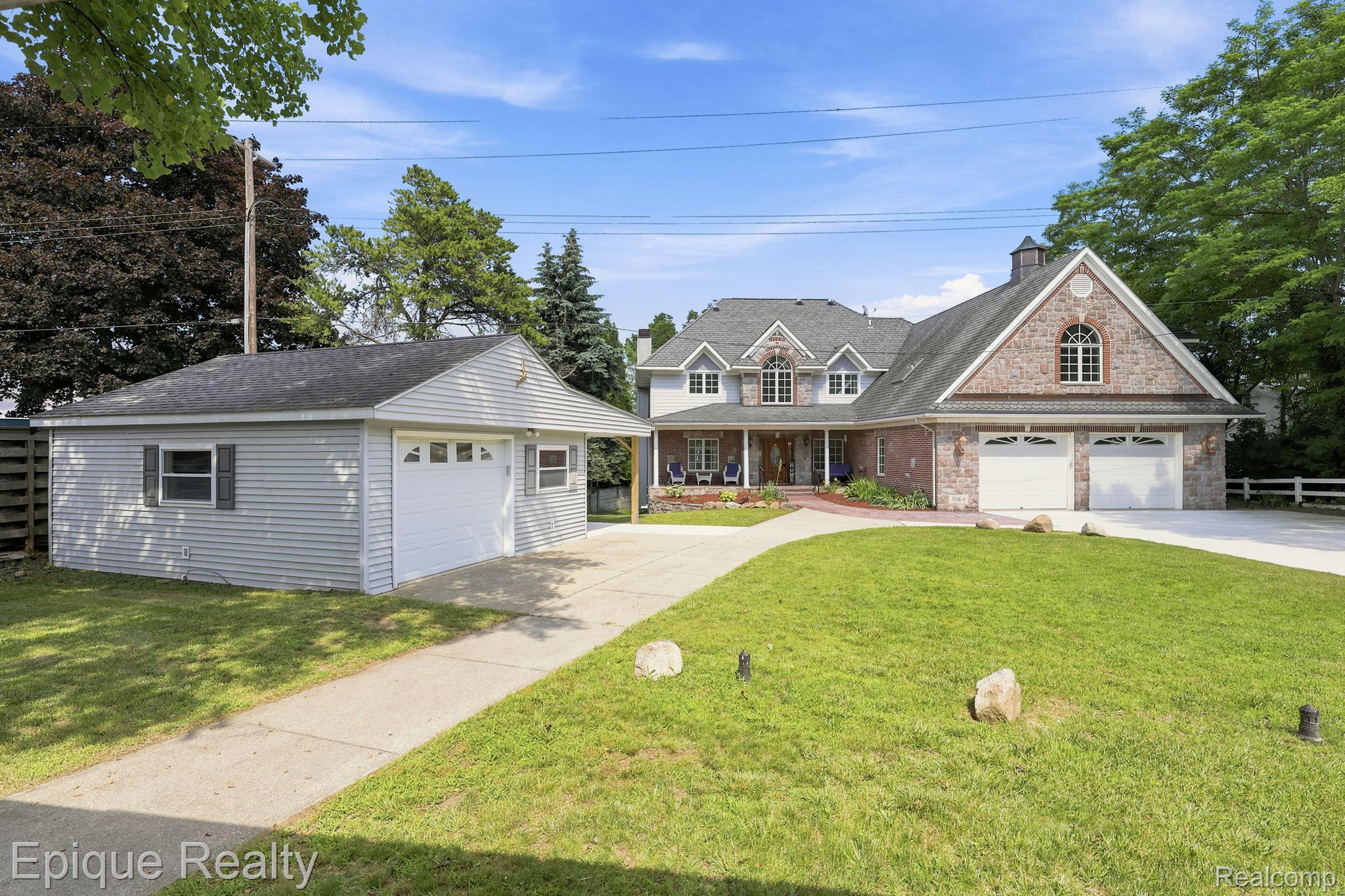 3864 Lakeshore Road