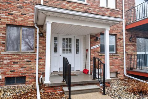 23041 Liberty Street St Clair Shores City MI 48080