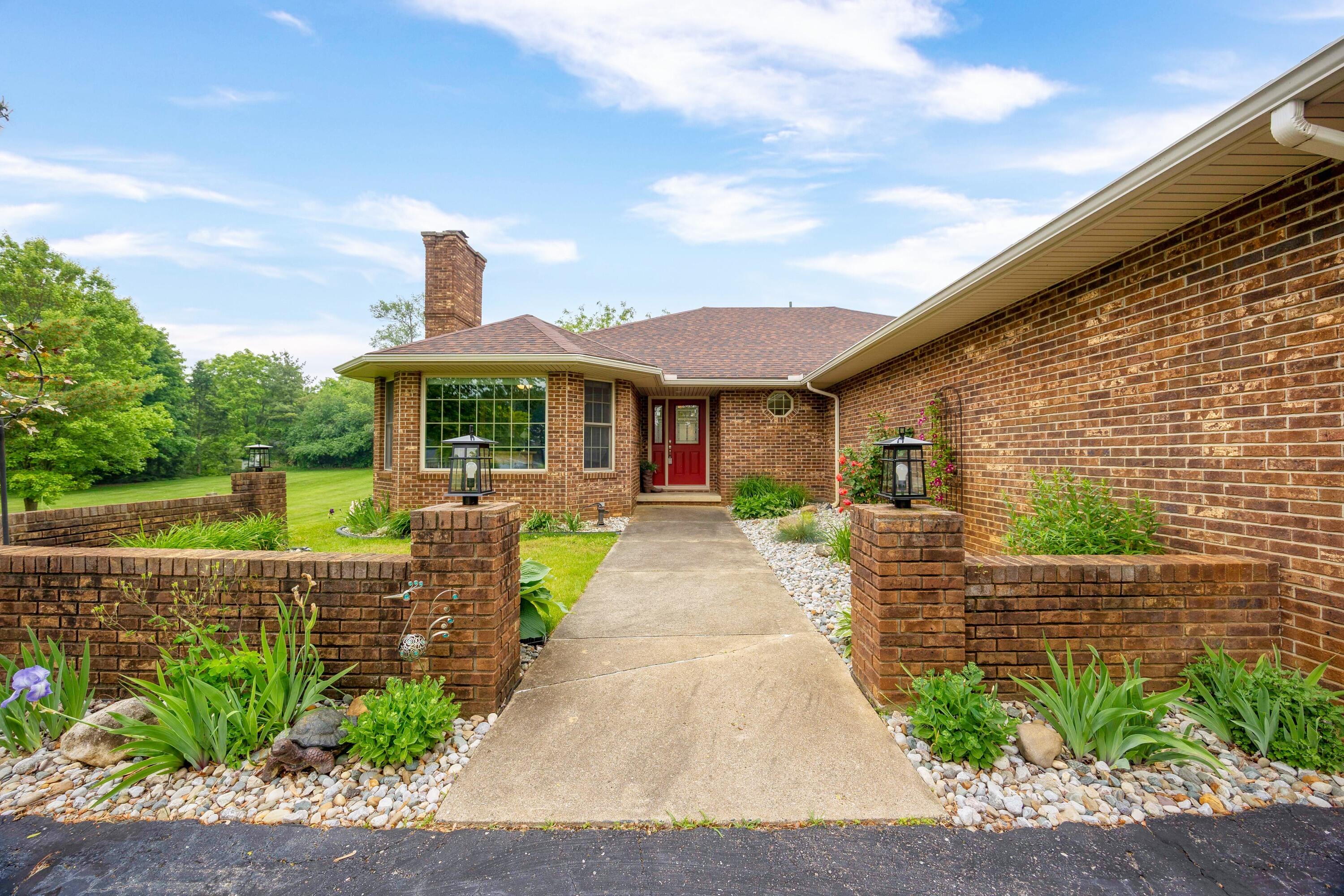 9128 Clover Drive
