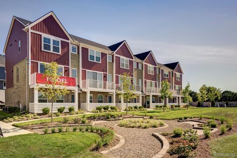 30005 Center Street 12 Lyon Charter Township MI 48165