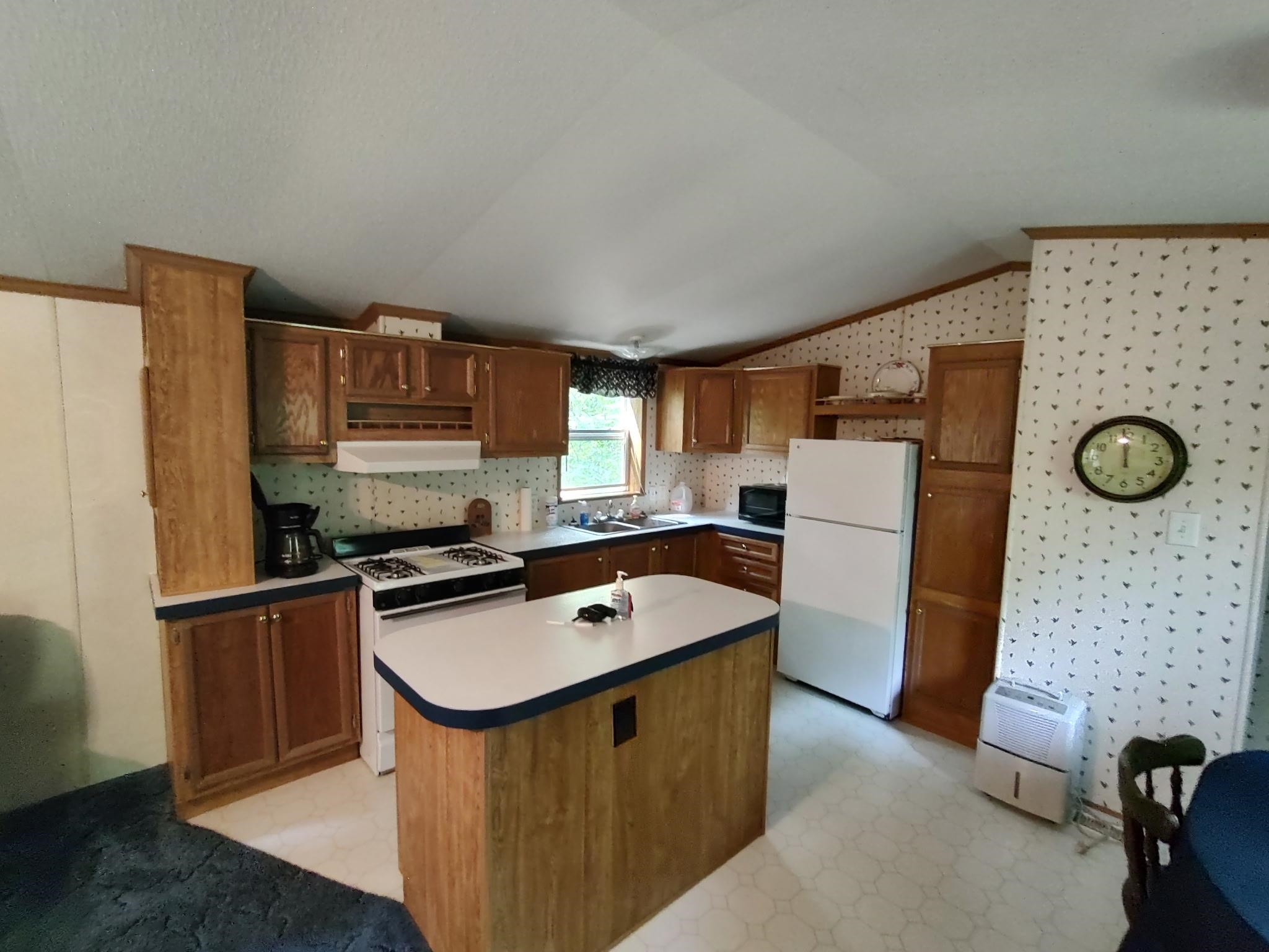 2120 Andys Lane