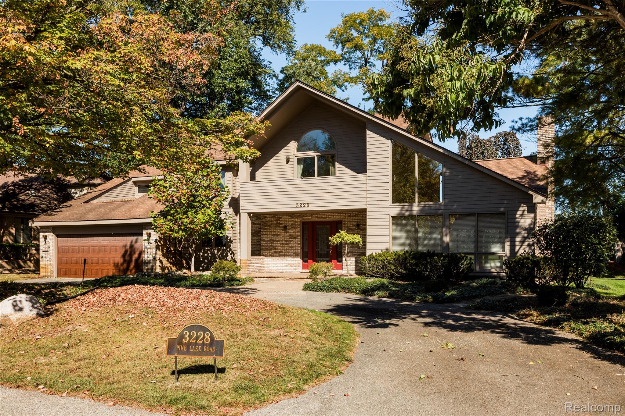 3228 Pine Lake Road