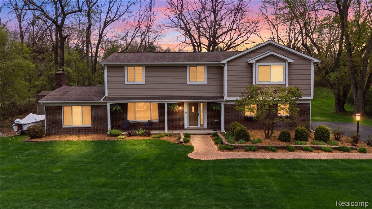 5105 Mohawk Avenue