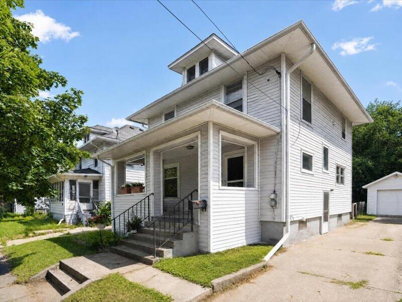 1017 Woodbridge Street
