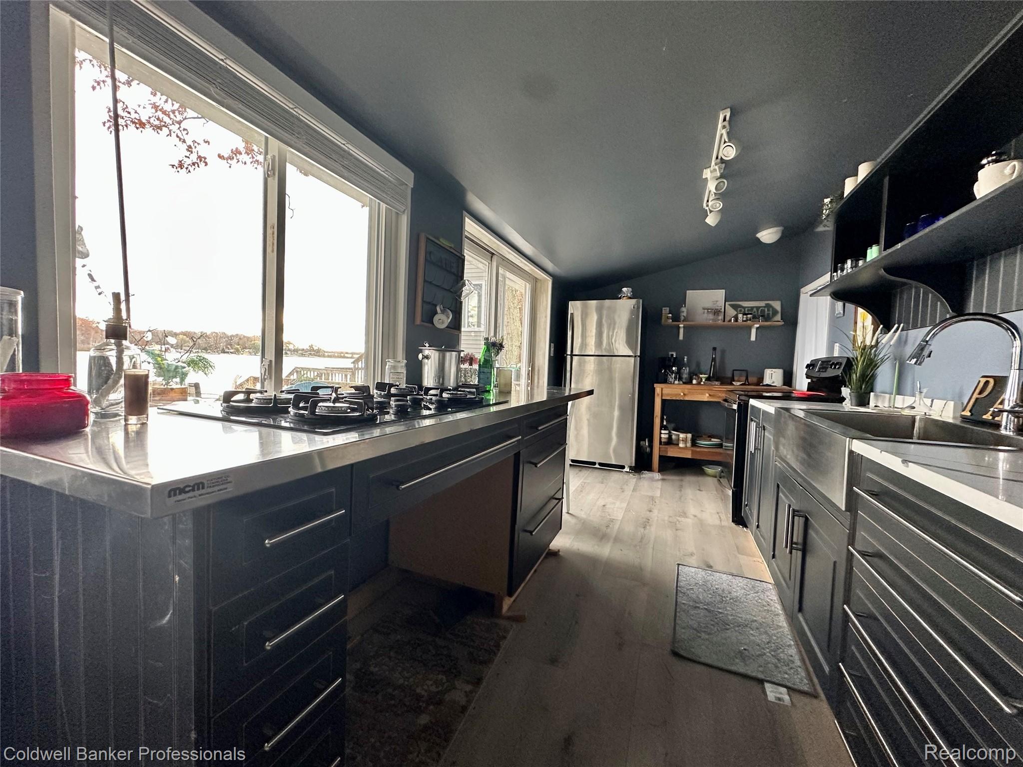 4330 Pantek Park Drive