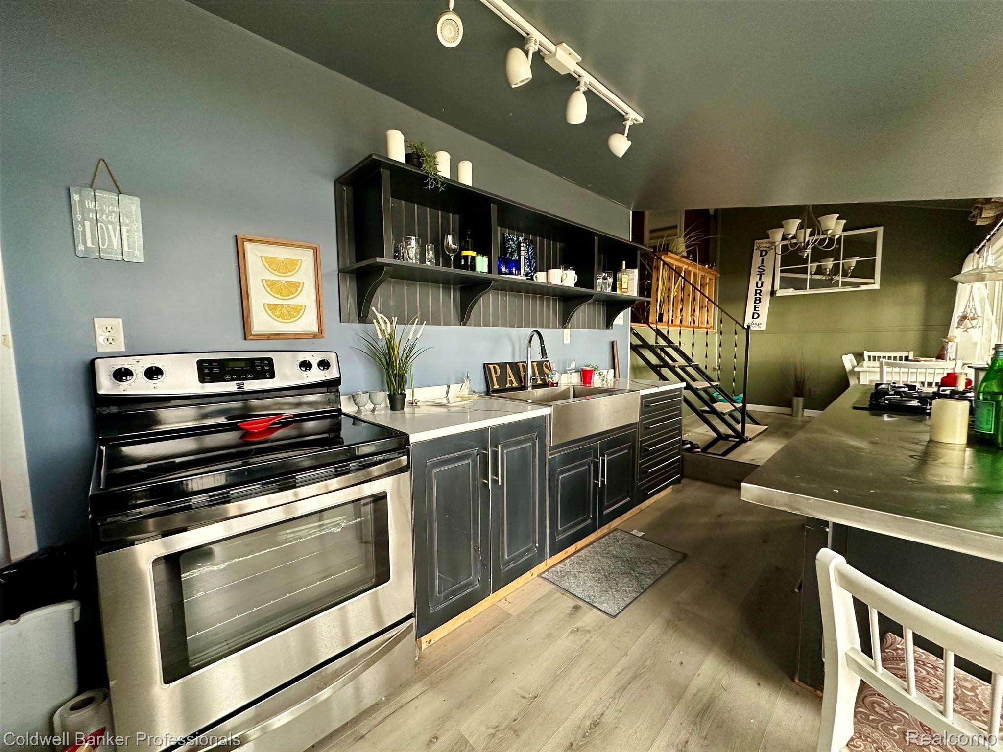 4330 Pantek Park Drive