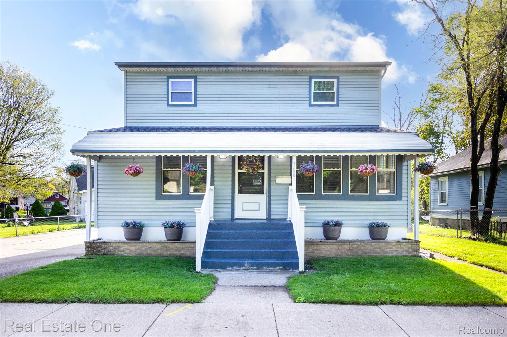 308 N Prospect