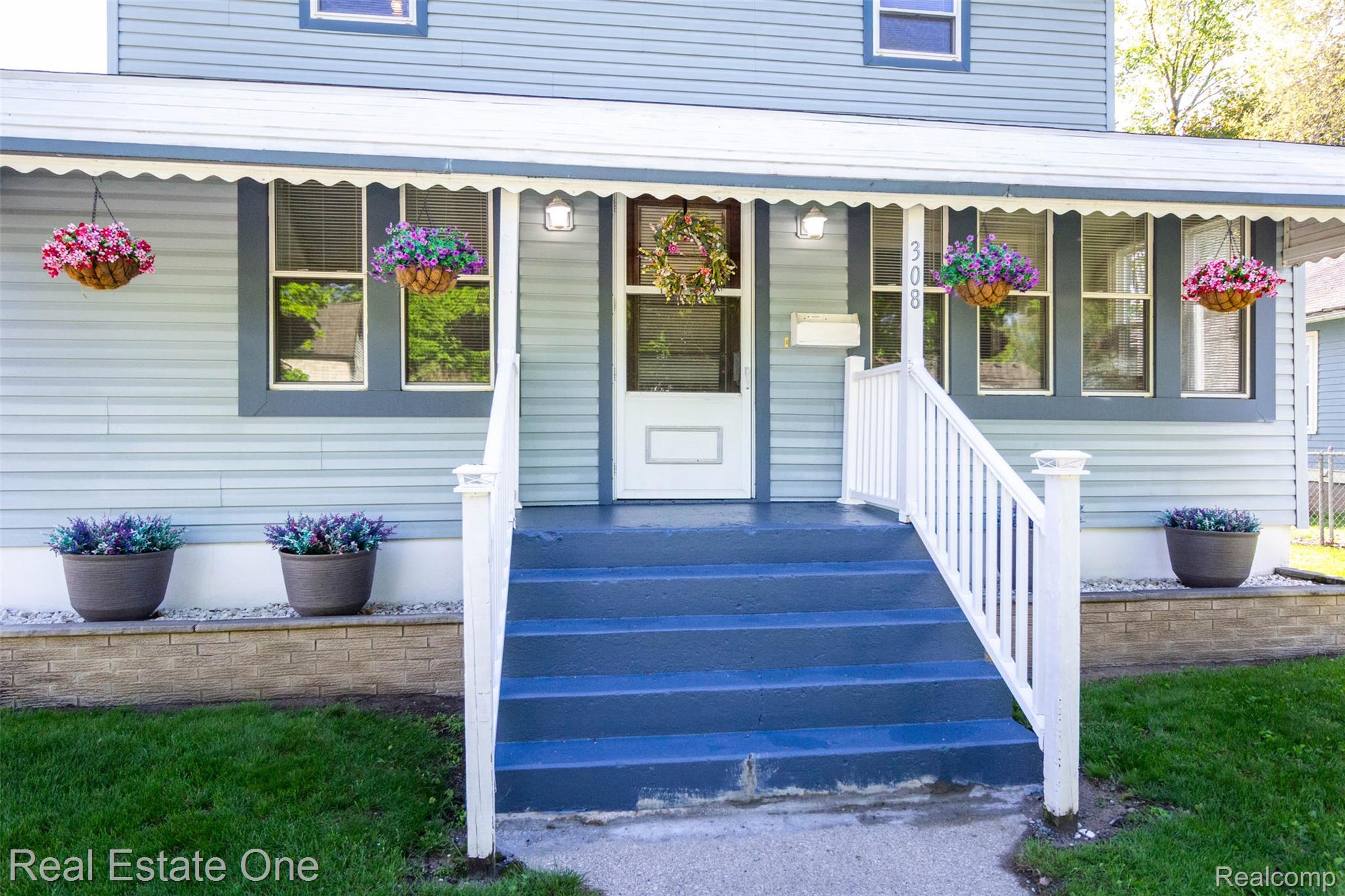 308 N Prospect