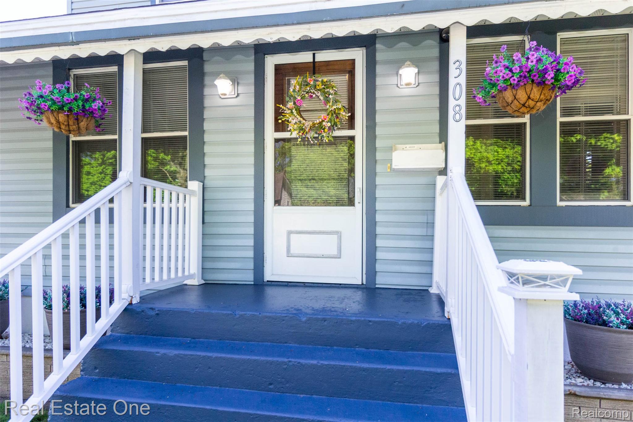 308 N Prospect