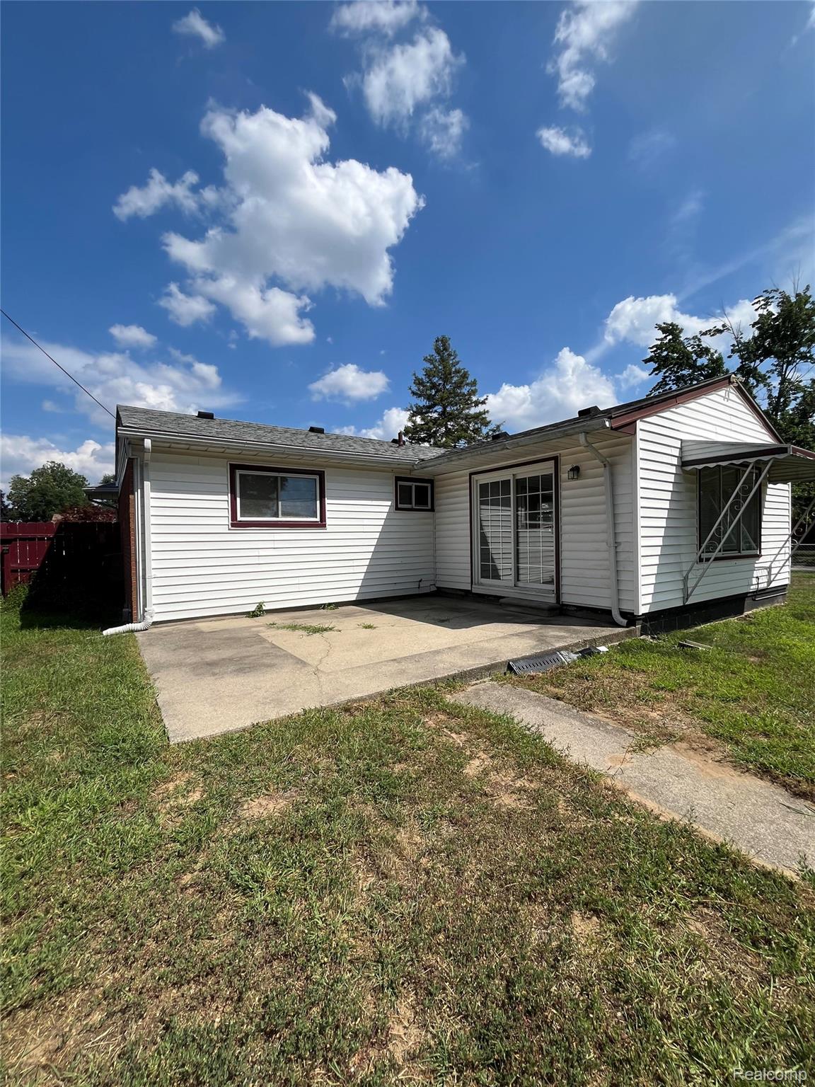 284 S BYFIELD Street