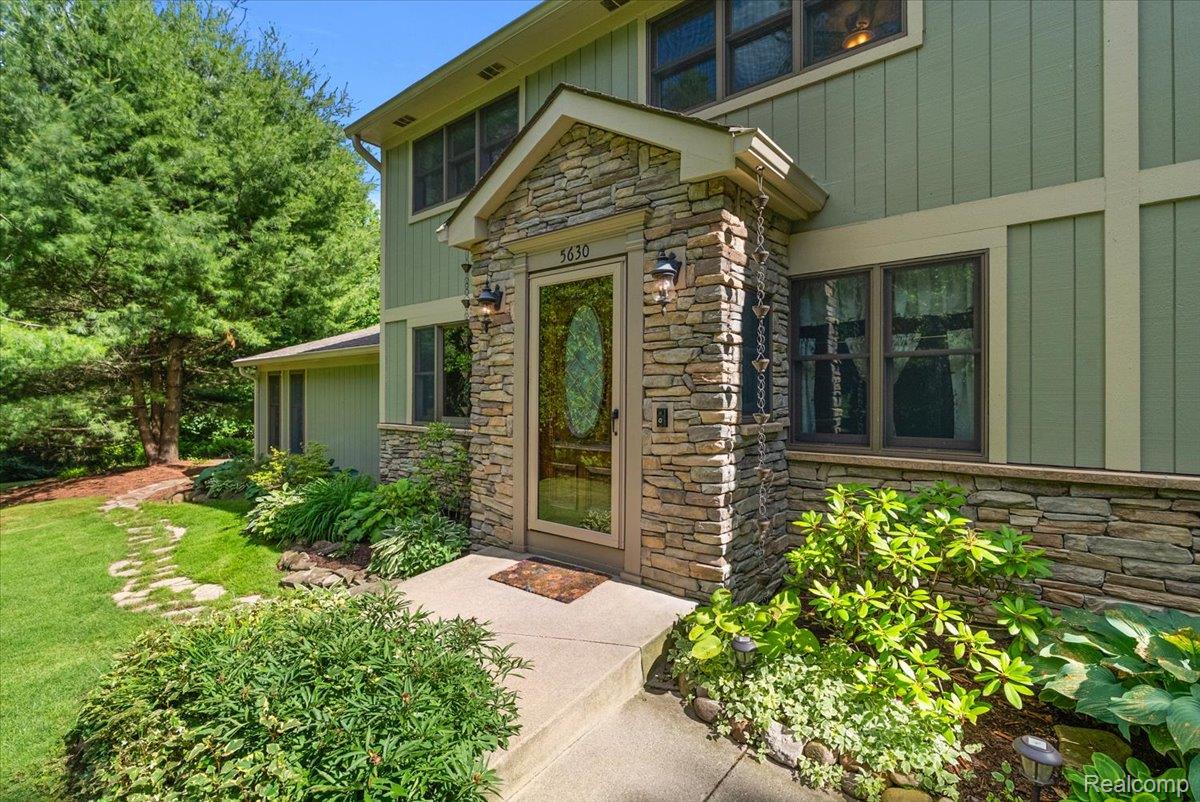 5630 Griffith Drive